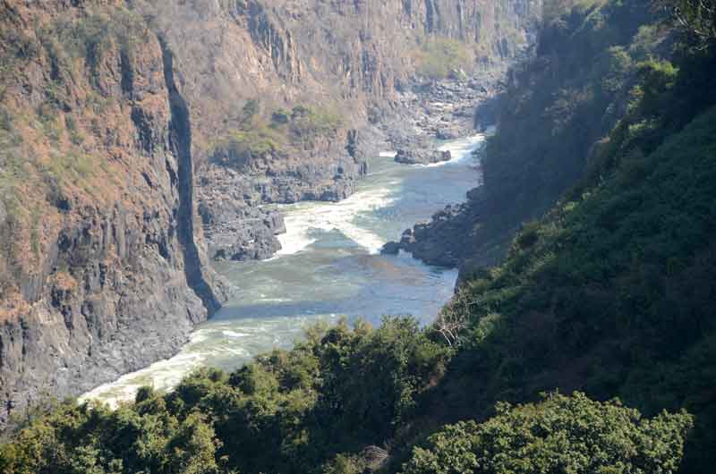 34 - Zambia - parque nacional Mosi-oa-tunya - rio Zambeze